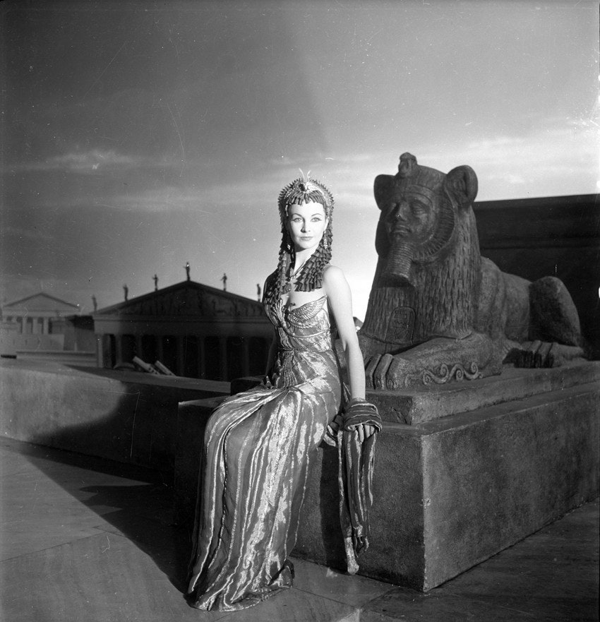 Фотография с изображением Вивьен Ли 1944 ©Sothebys Cecil Beaton Studio Archive
