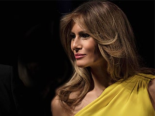 Меланья Трамп в желтом платье Dior на ужине в Нью-Йорке