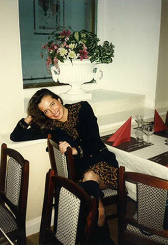 В итальянском ресторане ленинградского Дома актера где Виктория работала переводчиком 1992 год