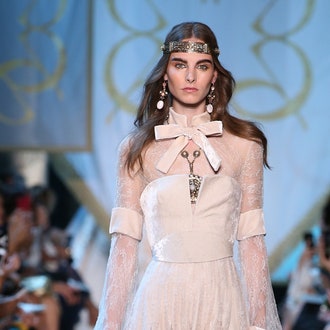 В некотором царстве: Elie Saab Couture осень-зима 2017/2018