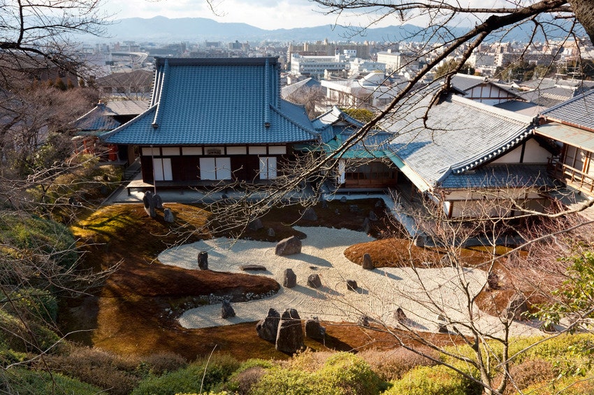 Сад камней в одном из храмов Киото