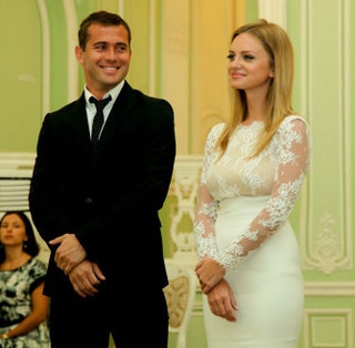 Александр и Милана в день свадьбы.
