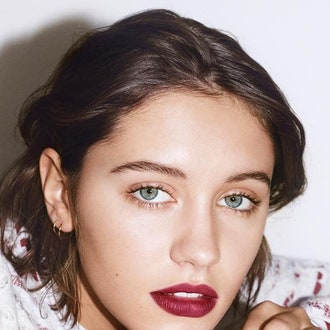 17-летняя дочь Джуда Лоу Айрис стала лицом Burberry