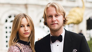 Илья Стюарт и Светлана Устинова помолвлены фото пары | Tatler