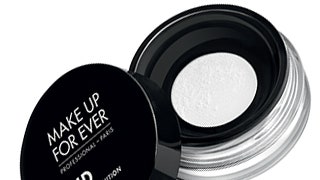 Белая пудра Make Up For Ever Microfinishing Ultra HD и другие новинки макияжа | Tatler
