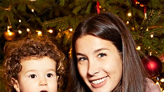 Caramel Christmas Party в резиденции посла Великобритании фото Кети Топурии с дочерью | Tatler