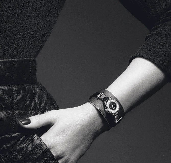 Коллекция часов J12∙XS от Chanel фото из рекламной кампании | Tatler