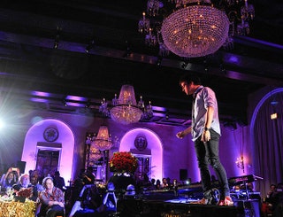 Выступление Джейми Каллума в отеле The St. Regis Washington.
