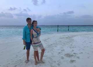 Алекс ван дер Цван и Ева Хан во время новогодних каникул на Мальдивах.