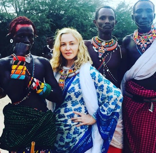 Мадонна с жителями Малави.