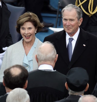 Джордж Буш с супругой Лорой.