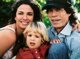 Мик Джаггер и модель Лусиана Гименес с общим сыном Лукасом .