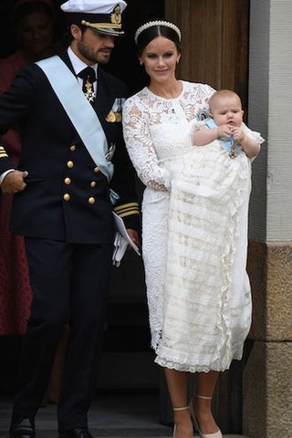Принц Карл Филипп и принцесса София с сыном.
