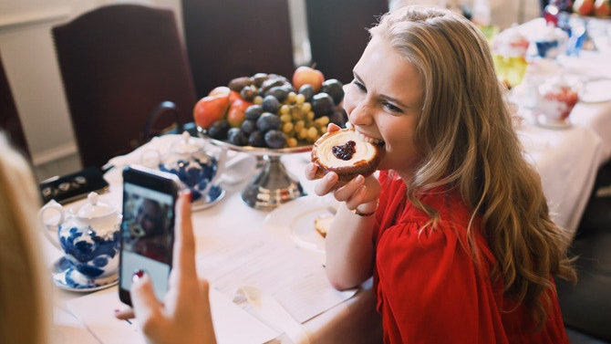 Завтрак дебютанток Бала Tatler в ресторане Bolshoi фото Дины Немцовой Анны Максаковой | Tatler