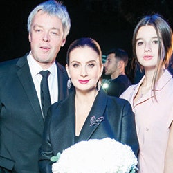 Семья Стриженовых на шоу Victoria Andreyanova в Гостином дворе