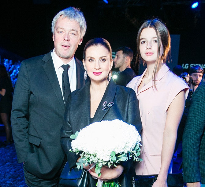 Александра Стриженова с родителями Александром и Екатериной