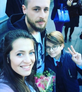 Анастасия Меськова с мужем Александром и сыном Василием.