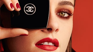 Le Rouge Collection №1 от Chanel коллекция макияжа насыщенная оттенками красного | Tatler
