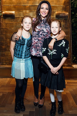 Ирина Чайковская с дочерьми Илоной и Эллой.