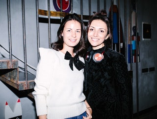Татьяна Азатян и Карина Ошроева.