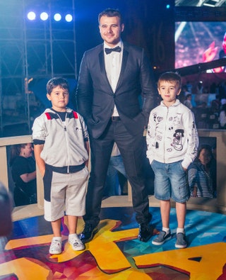 Эмин Агаларов с сыновьями.