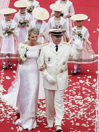 Княгиня Монако Шарлен в день свадьбы.