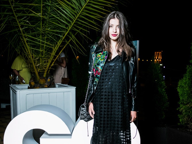 Анна Чиповская на коктейле Louis Vuitton и GQ в Сочи
