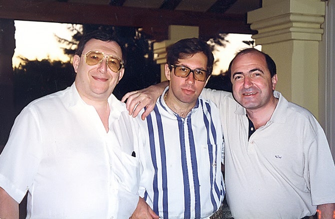 Петр Авен с Владимиром Гусинским и Борисом Березовским после второго тура выборов президента РФ