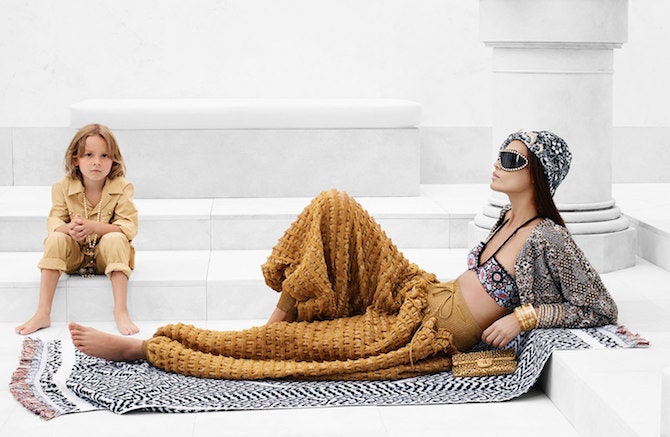 Хадсон Кроэниг и топмодель Джоан Смоллс в рекламе Chanel