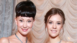 Фото Нона Гришаевой с дочерью Анастасией на Балу дебютанток Tatler 2015 | Tatler