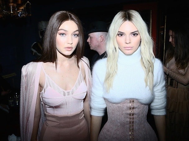 Джессика Альба на вечеринке Balmain в Париже