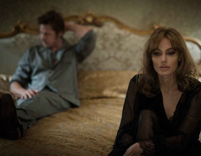 Фильм «Лазурный берег» Анджелины Джоли кадры и отзывы критиков | Tatler