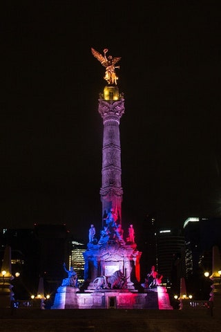 Ангел Независимости в Мехико .