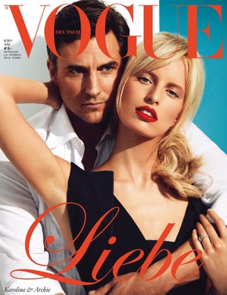 Арчи Друри и Каролина Куркова на обложке немецкого Vogue.