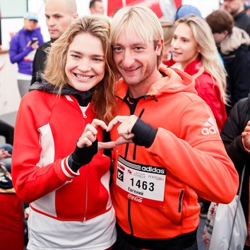 Наталья Водянова, Земфира и Полина Киценко на благотворительном забеге в Москве