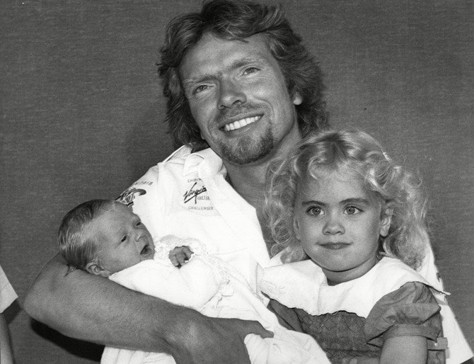 Ричард Брэнсон с четырехлетней дочерью Холли и новорожденным сыном Сэмом 1981