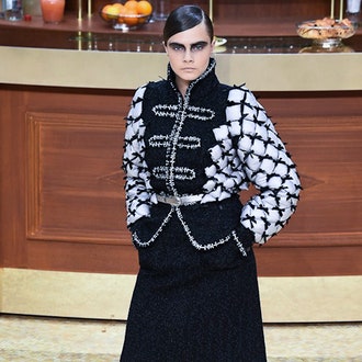 Неделя моды в Париже: показ Chanel