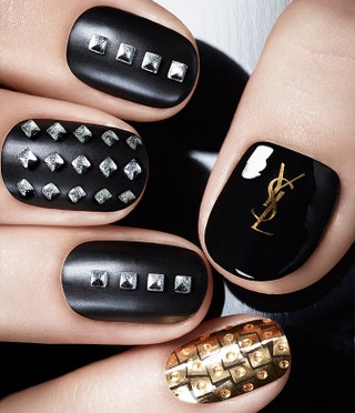 Стикеры для ногтей Couture Metal Manicure.