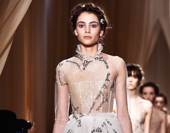 Неделя Высокой моды в Париже новая коллекция Valentino