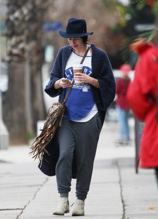 Беременная Лена Хиди на прогулке в ЛосАнджелесе.