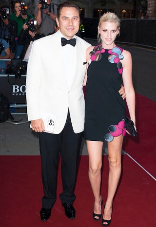 Дэвид Уоллиамс и Лара Стоун в платье Christopher Kane.