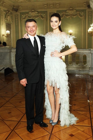 Антон Табаков и Анна Табакова в Chanel Haute Couture.