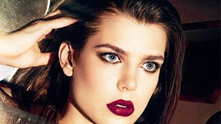 Шарлотта Казираги в рекламе косметики Gucci