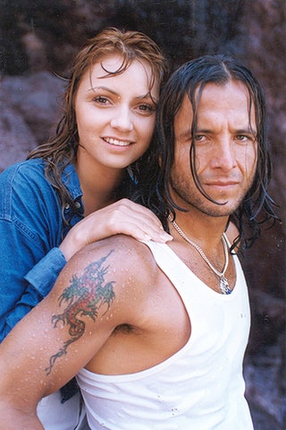 Анхелика Ривера и Эдуардо Паломо в сериале «Ураган» .
