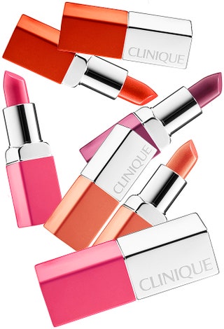 Помада Pop Lip Colour and Primer от Clinique формула содержит полимерную смесь на основе масел благодаря чему...