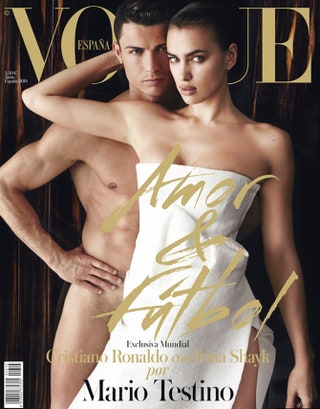 Криштиану Роналду и Ирина Шейк на обложке испанского Vogue.