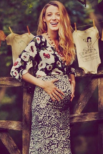 Новая фотосессия беременной Блейк Лайвли