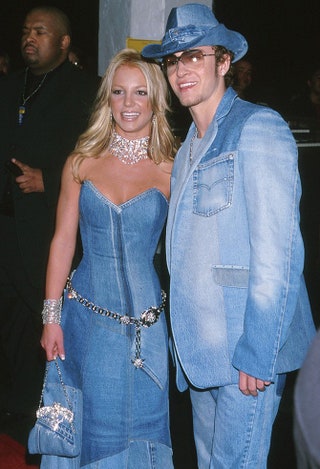 Бритни Спирс и Джастин Тимберлейк на MTV Video Music Awards в 2001 году.