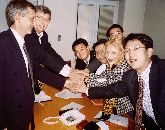 Ответственный момент — подписание первого конт­ракта с компанией Mitsubishi