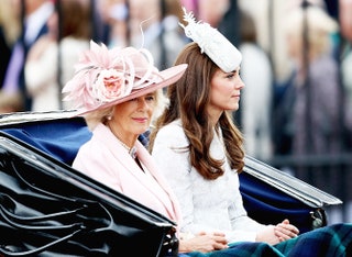 Герцогиня Камилла и герцогиня Кэтрин.